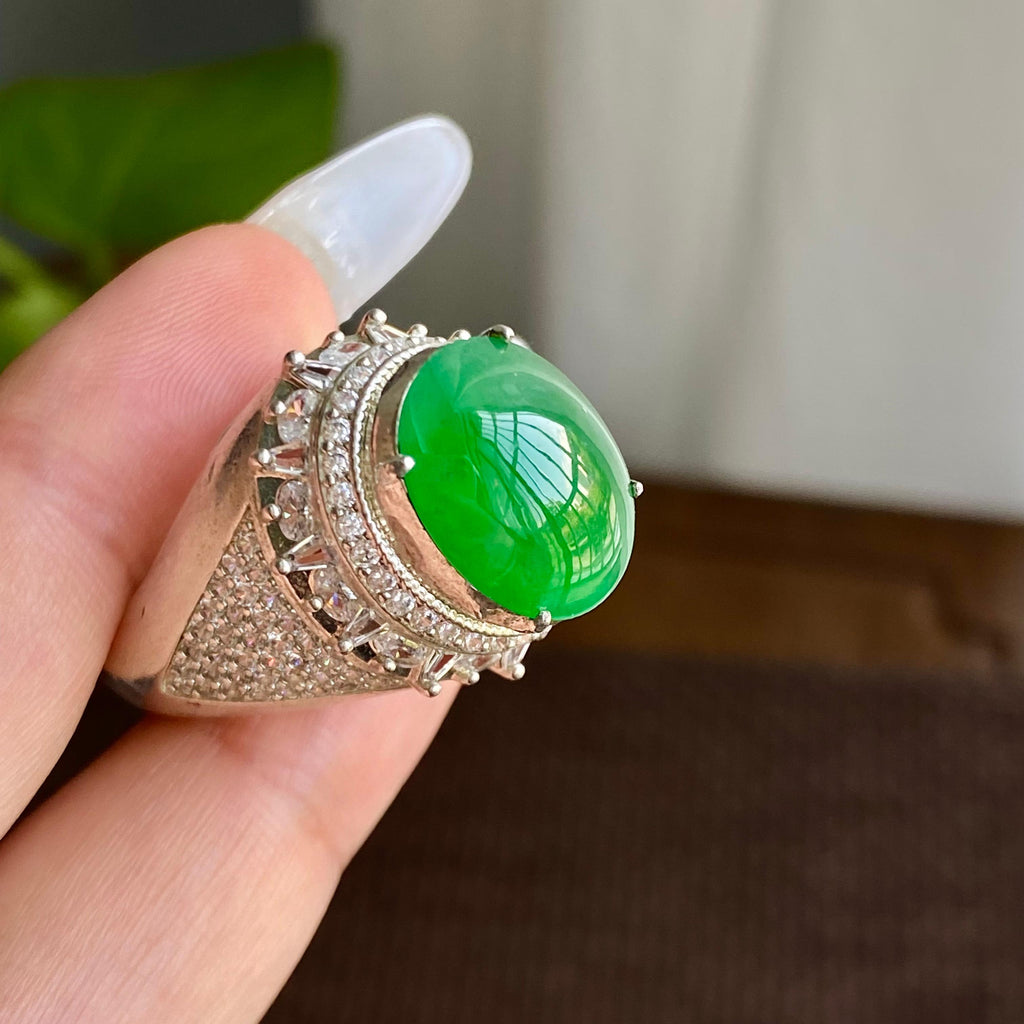 糯冰种满绿裸石蛋面（yc282937）