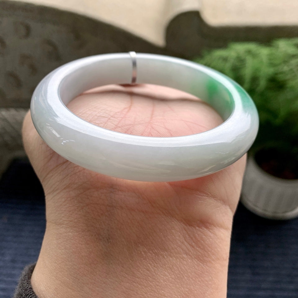 细糯种飘绿平安镯（58.4mm）（yc082043）