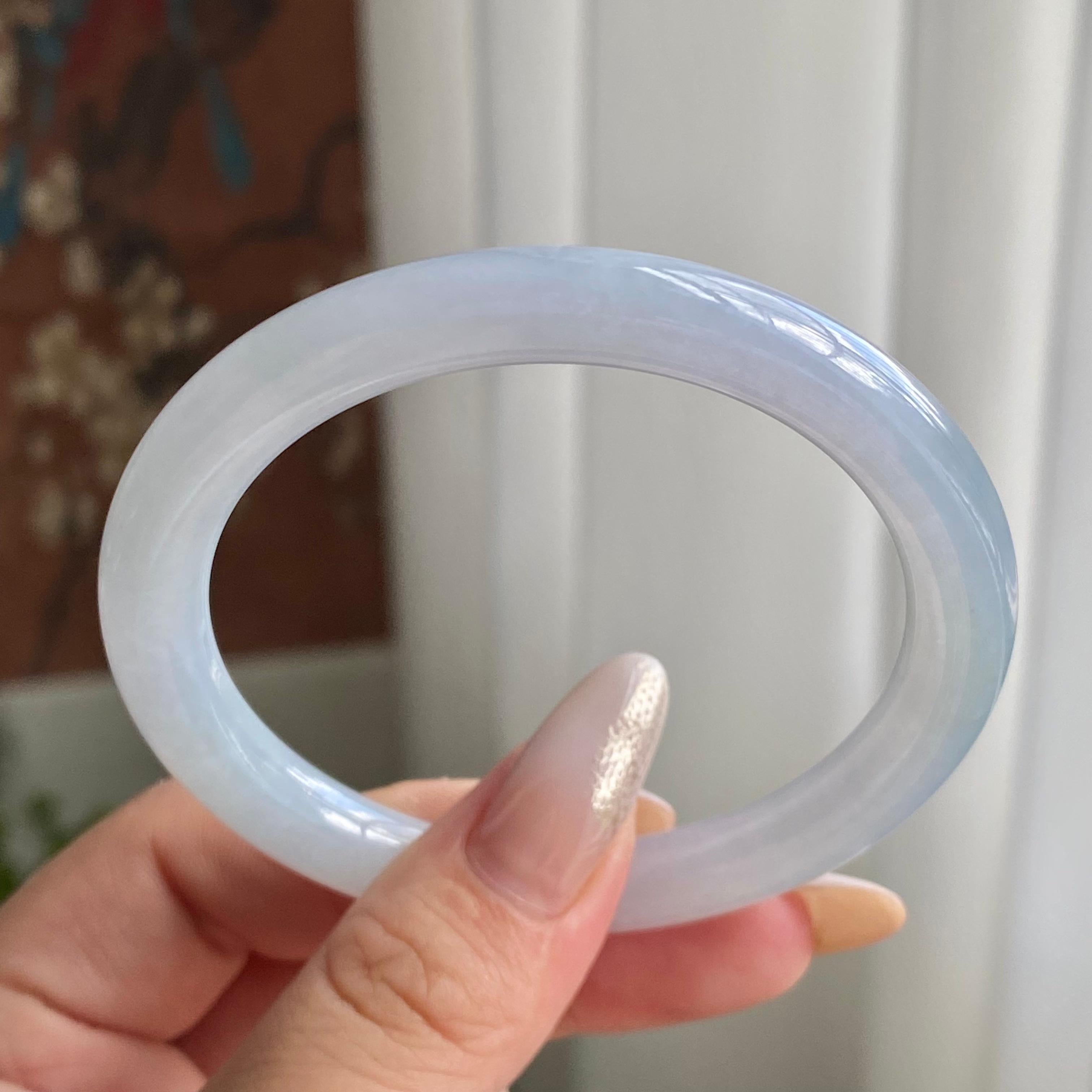 糯冰种春彩圆条手镯（56圈）（yc215999）