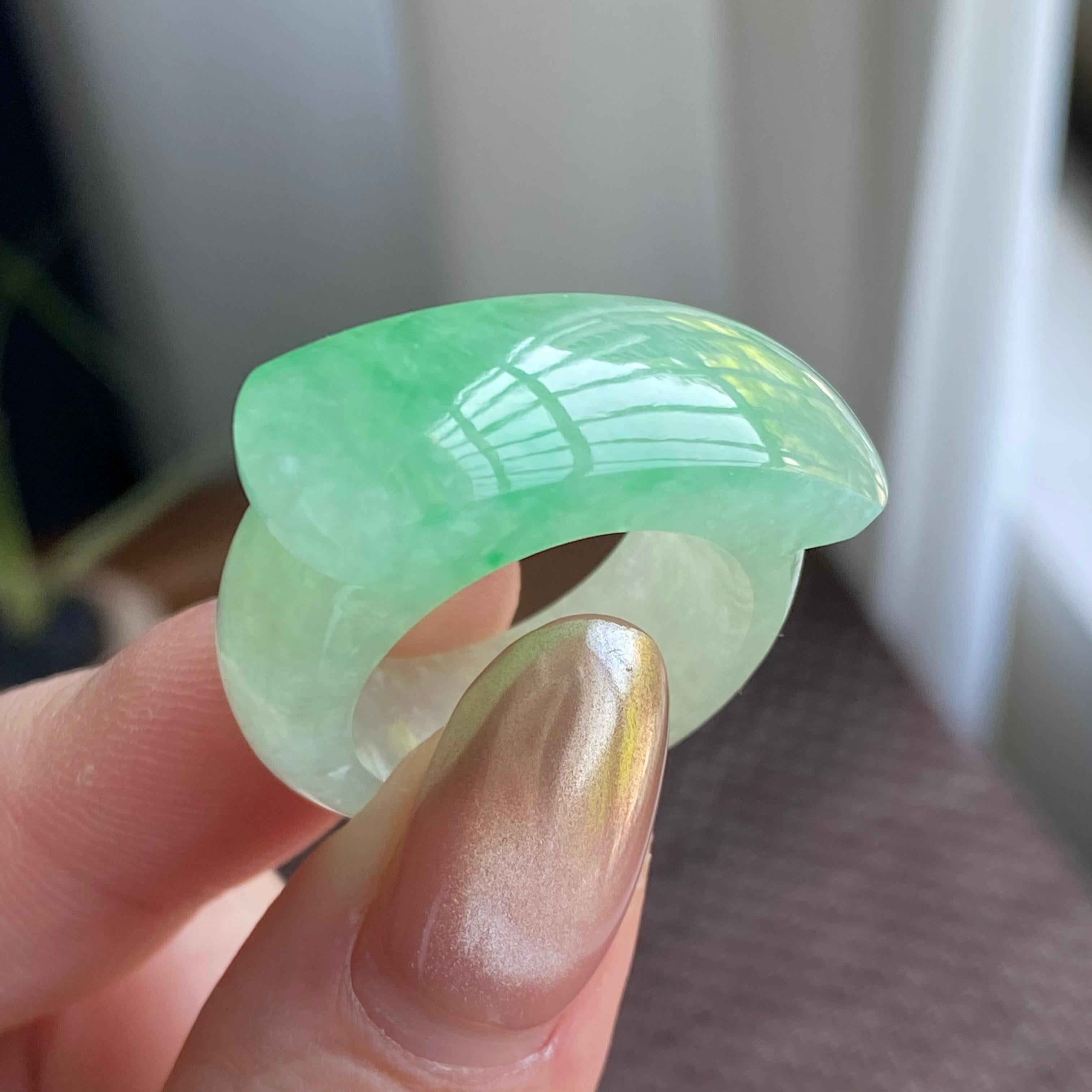 糯冰种金丝阳绿扳指（yc267893）