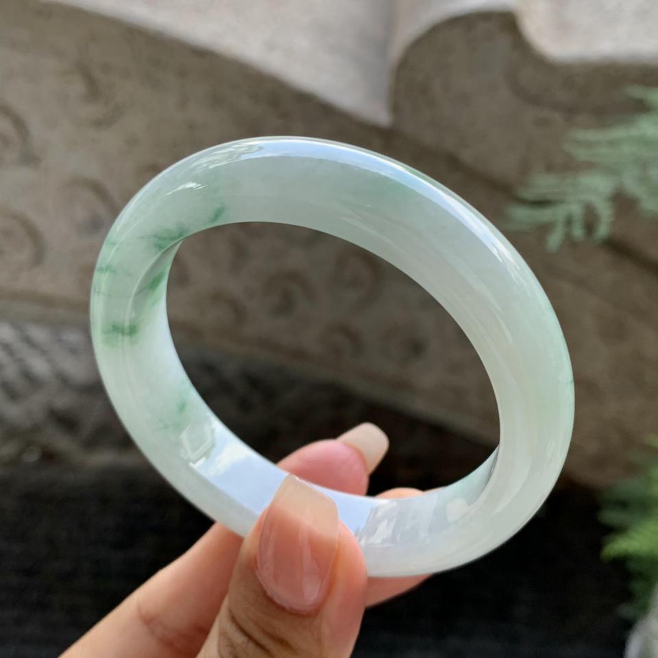 糯冰飘花翡翠平安镯（54.2mm）（TF06261513）