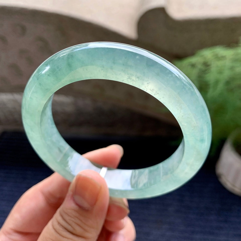 糯冰种晴水飘花平安镯（56.7mm）（yc116148）