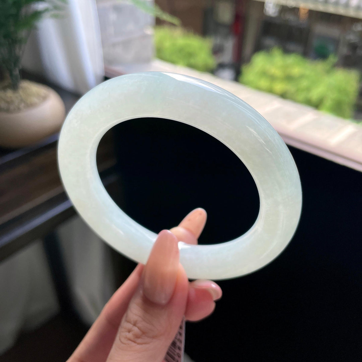 细糯种淡晴底葡萄肉圆条 56.5圈 天然缅甸A货翡翠（yc693140）
