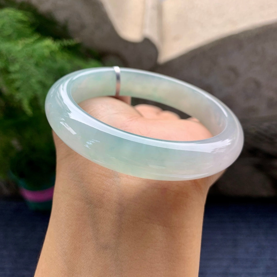 糯冰种淡晴底平安镯（58mm）（yc097372）