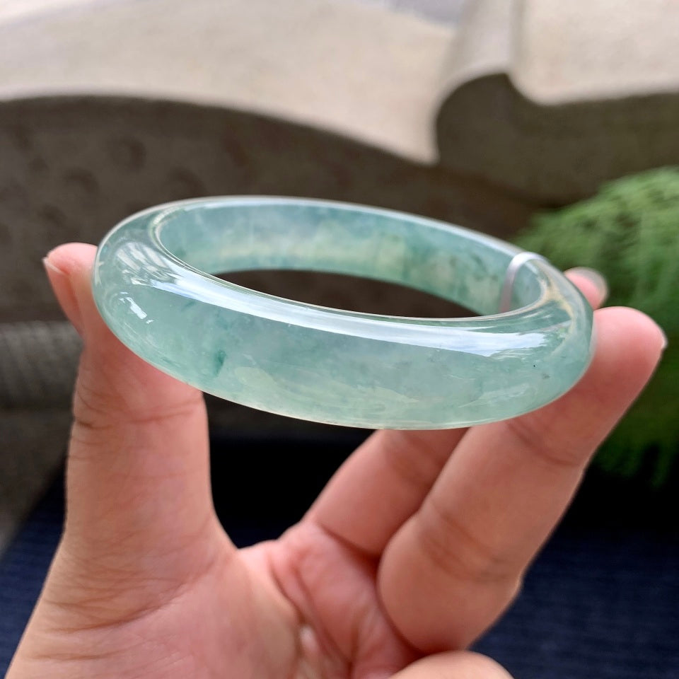 糯冰种晴水飘花平安镯（56.7mm）（yc116148）