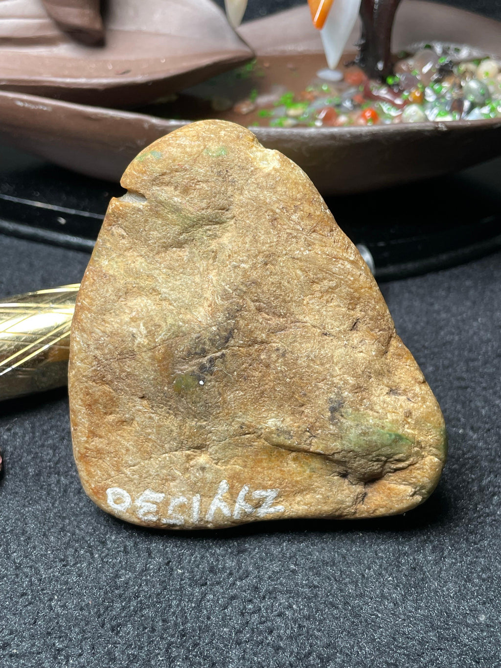 大马坎冰底黄加绿牌子料（yc506357）