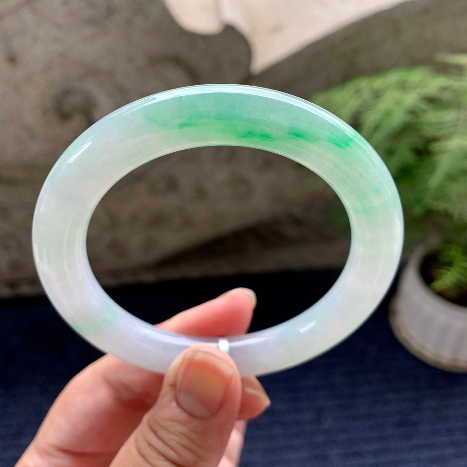 细糯种飘绿圆条手镯（57mm）（yc090547）