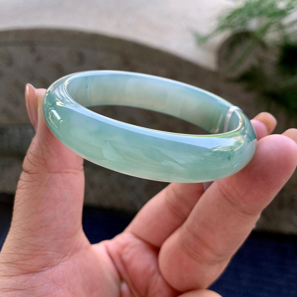 细糯种蓝底飘蓝花贵妃手镯 54.5圈口 天然缅甸A货翡翠（yc501088）