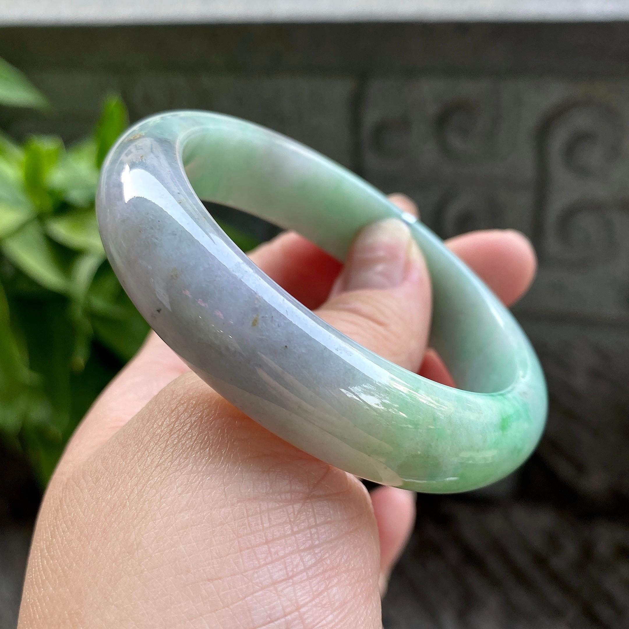 大圈口 糯种飘绿花正圈平安镯58圈口 天然缅甸A货翡翠（yc313320）