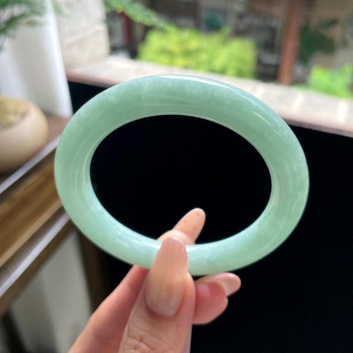 糯种满绿果绿色圆条美人条 54圈 天然缅甸A货翡翠（yc693144）