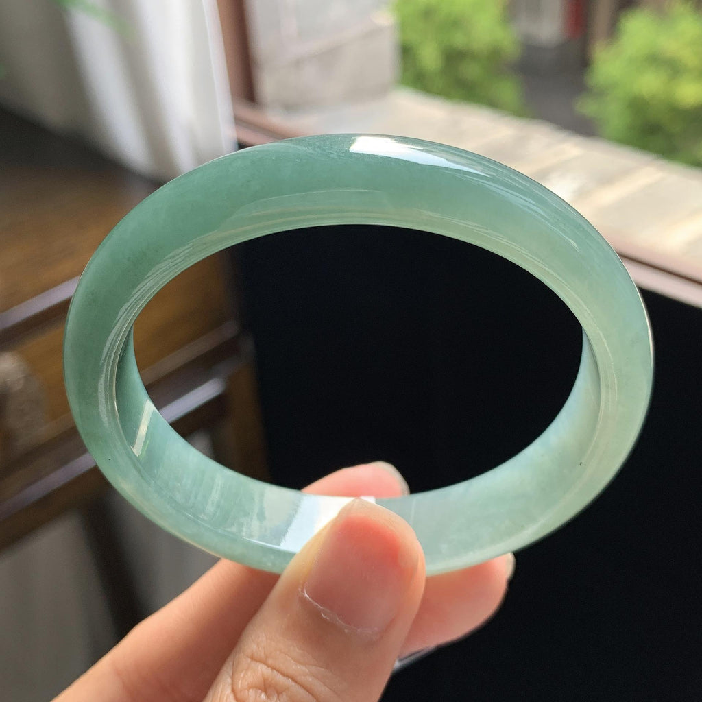细糯种 湖水绿贵妃手镯 55.3圈 天然缅甸A货翡翠（yc699541）