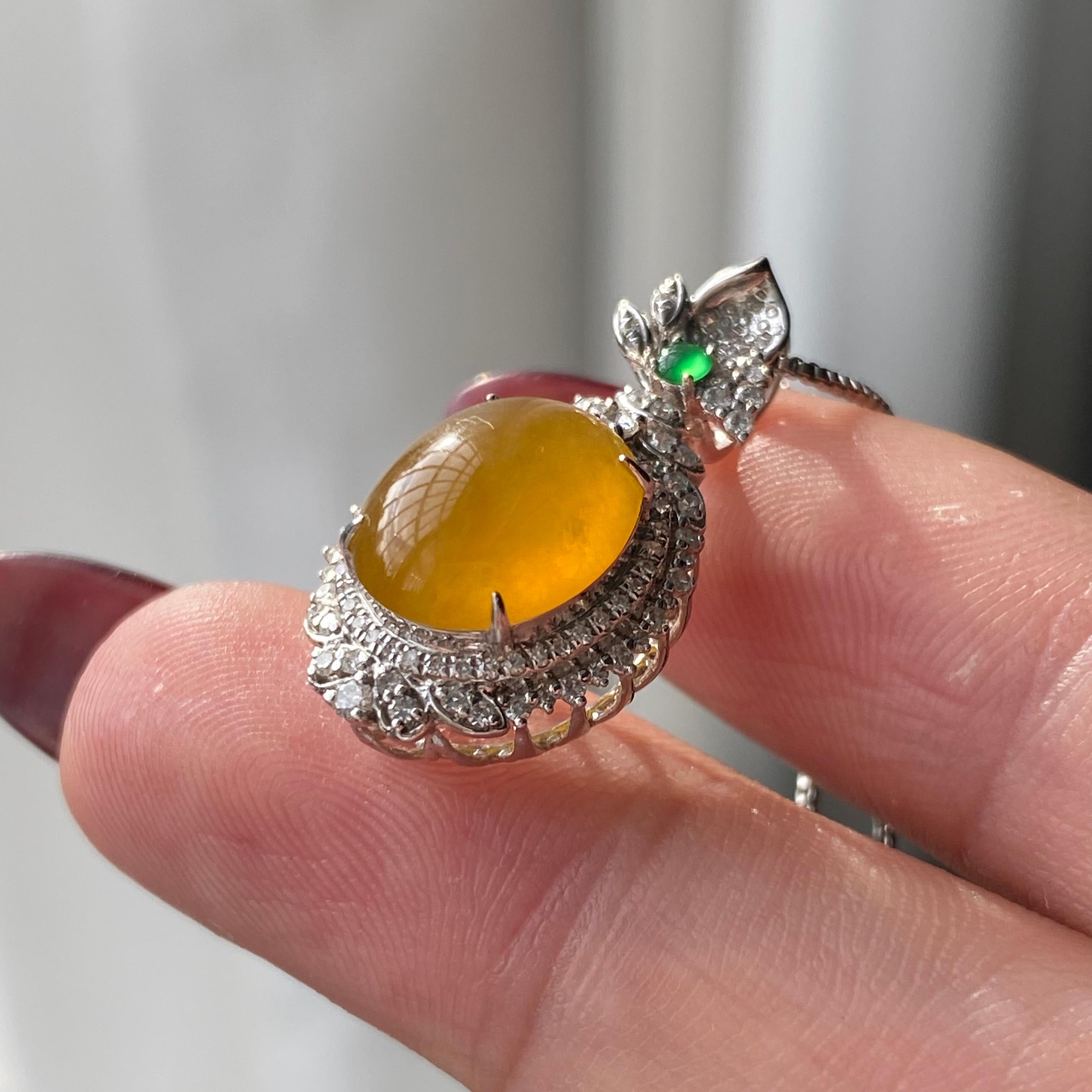 18k金钻镶冰种黄翡蛋面吊坠（yc204916）