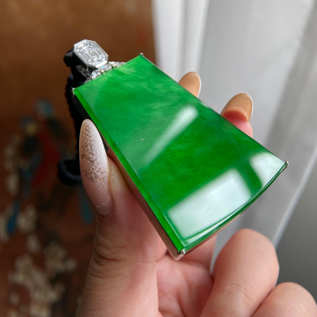 18k金钻镶冰种辣阳绿无事牌吊坠（yc224121）