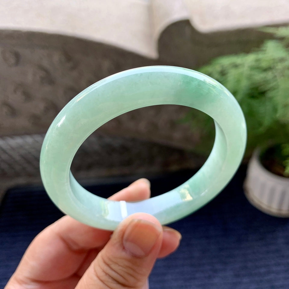 细糯种淡晴底平安镯（55.6mm）（yc093820）