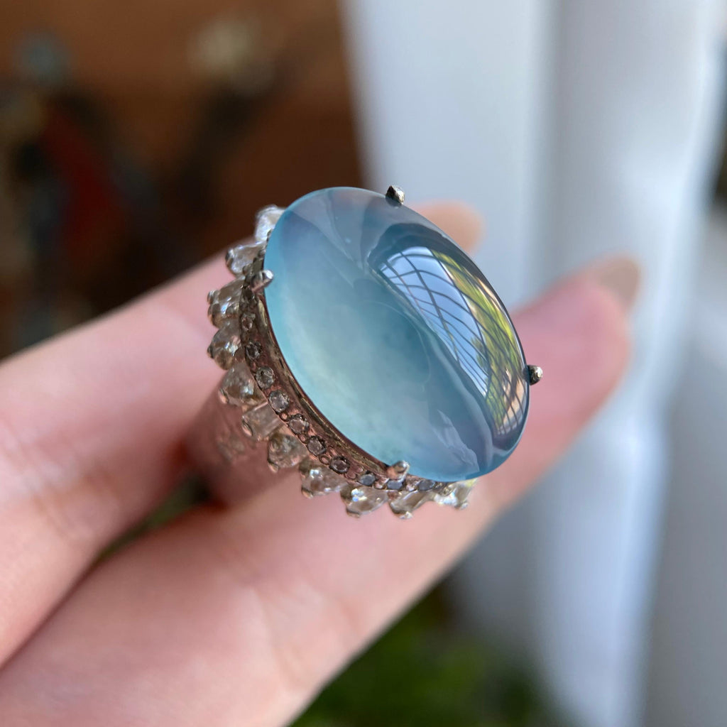 冰种蓝底鸽子蛋戒面裸石（yc234324）