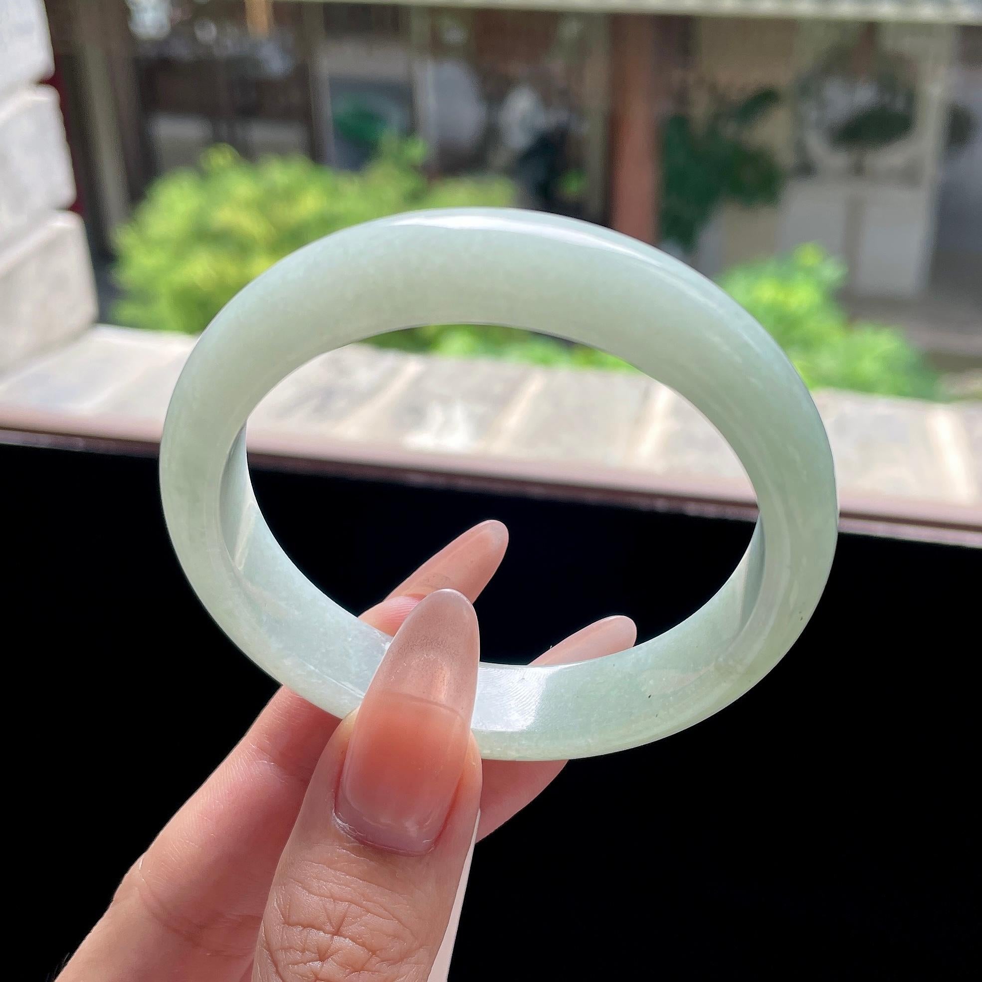 细糯种晴绿色正圈平安镯 55.4圈 天然缅甸A货翡翠（yc524206）