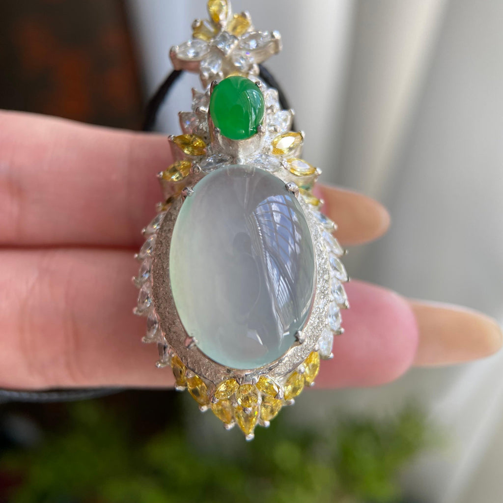 冰种晴底鸽子蛋吊坠裸石（yc225949）