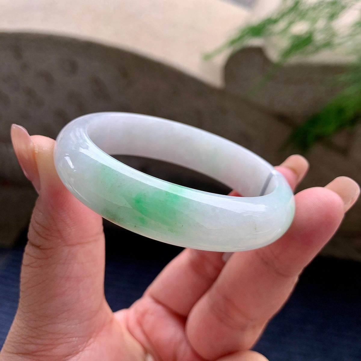 小圈口 细糯种飘翠绿贵妃手镯 51.2圈口 （yc699679）