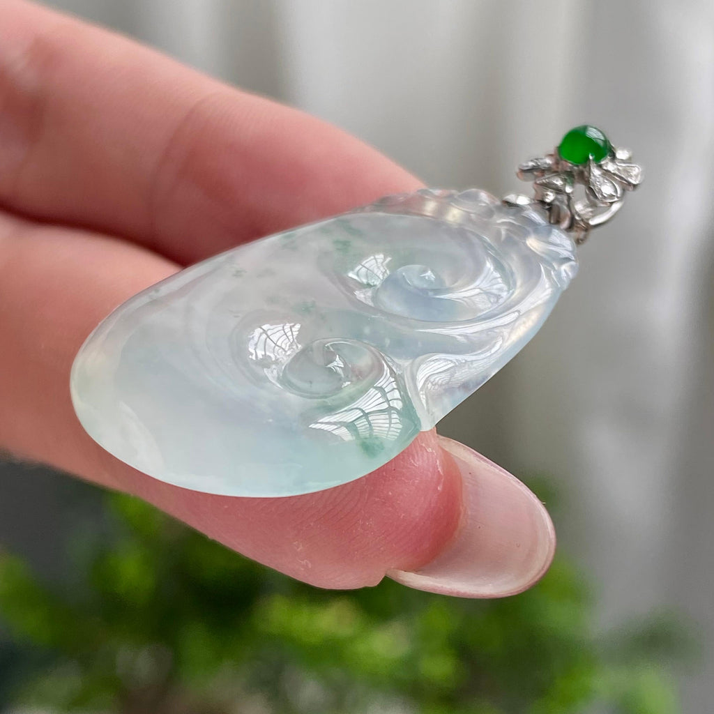 18k金钻镶冰种飘花如意吊坠（yc200952）