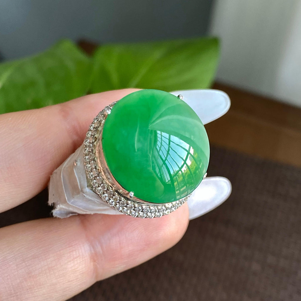 细糯种满绿裸石蛋面（yc282934）