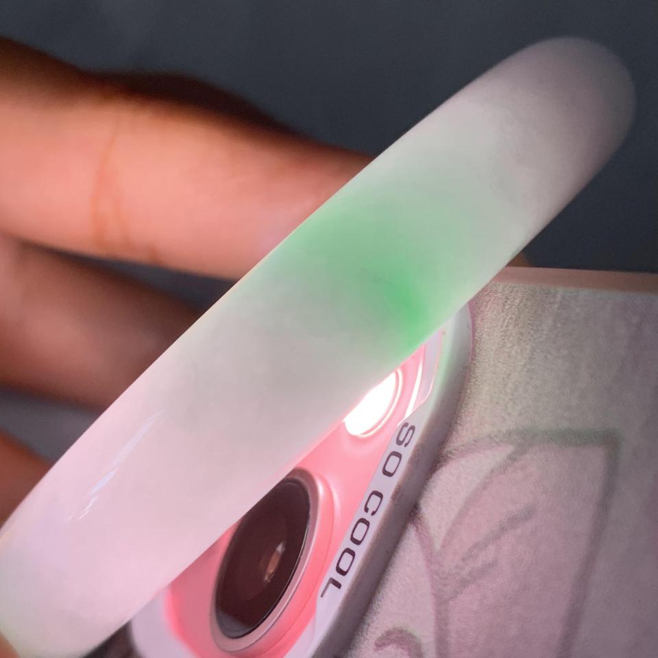糯种飘绿花翡翠平安镯（57.2mm）（yc029120）
