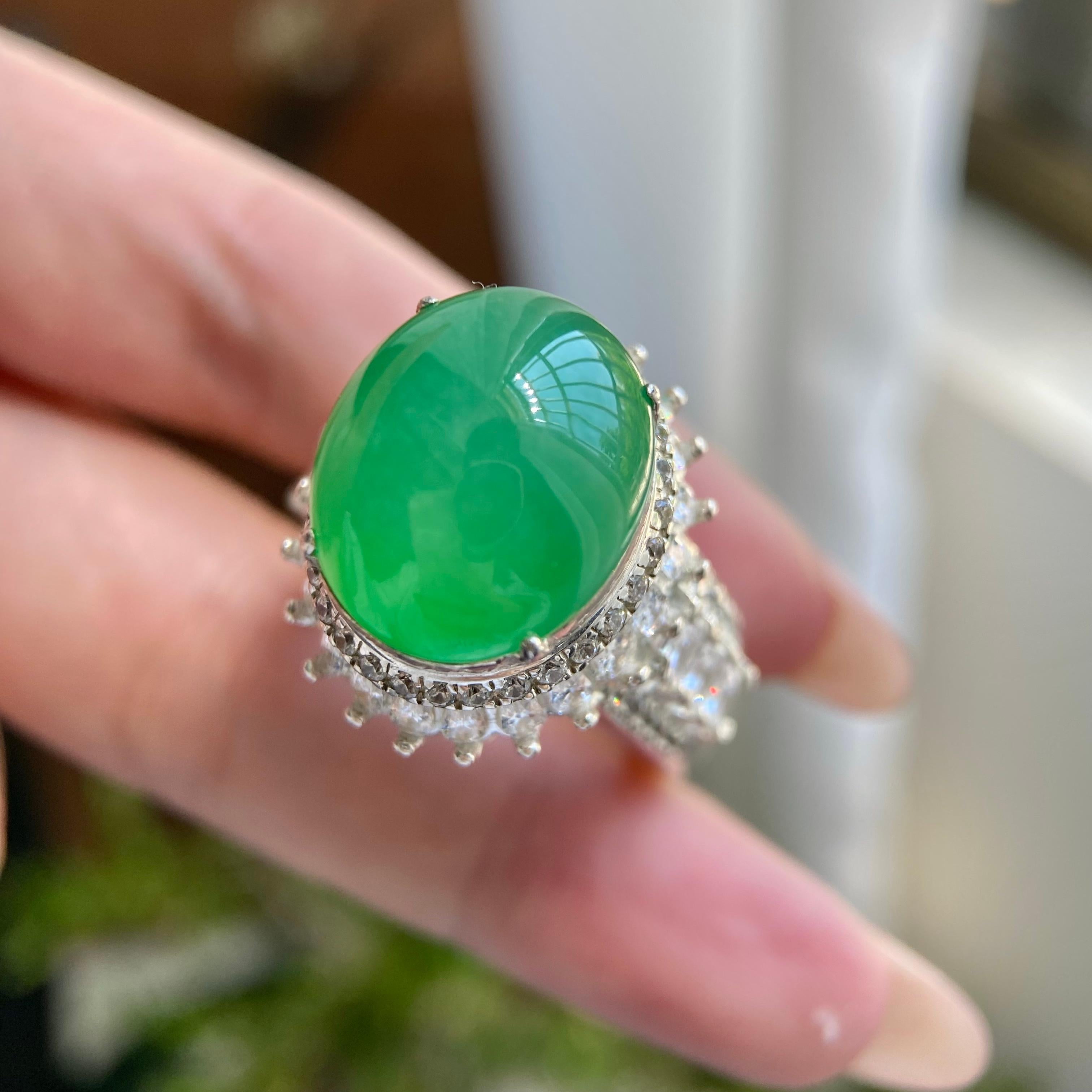 糯冰种果绿椭圆戒面裸石（yc234409）