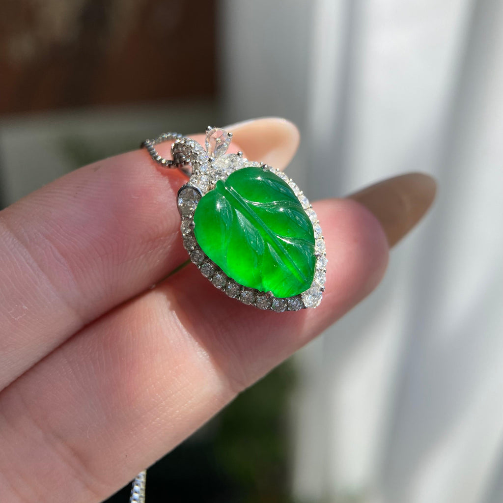 18k金钻镶冰种阳绿玉叶吊坠（yc209950）