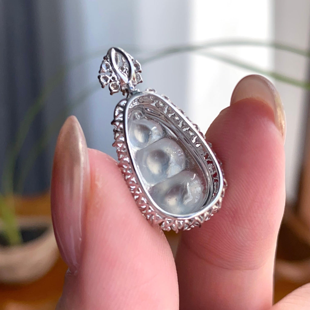 18k金钻镶冰玻种白月光福豆吊坠（yc256127）