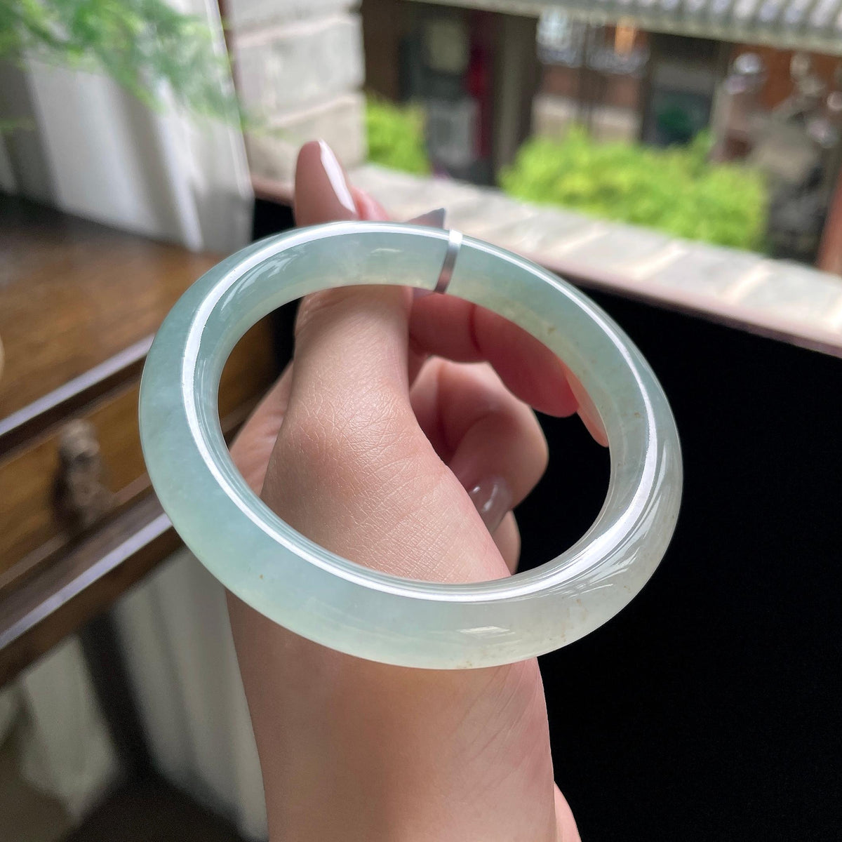 糯冰种冰晴水晴绿洒金圆条 56.3圈 天然缅甸A货翡翠（yc696403）