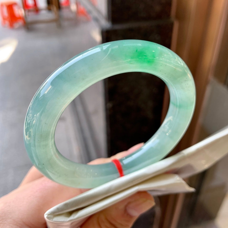 冰飘绿圆条手镯（57.3mm）（yc058547）