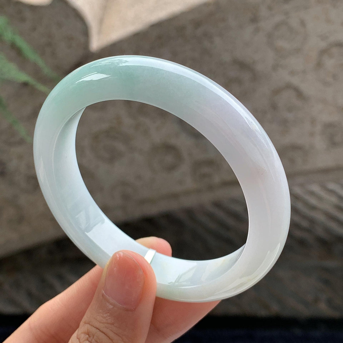 细糯种 飘绿正圈平安镯 54.5圈 天然缅甸A货翡翠（yc701144）