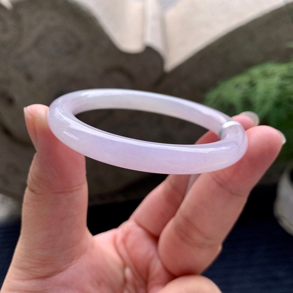 糯冰种淡紫罗兰圆条手镯（52mm）（yc117930）