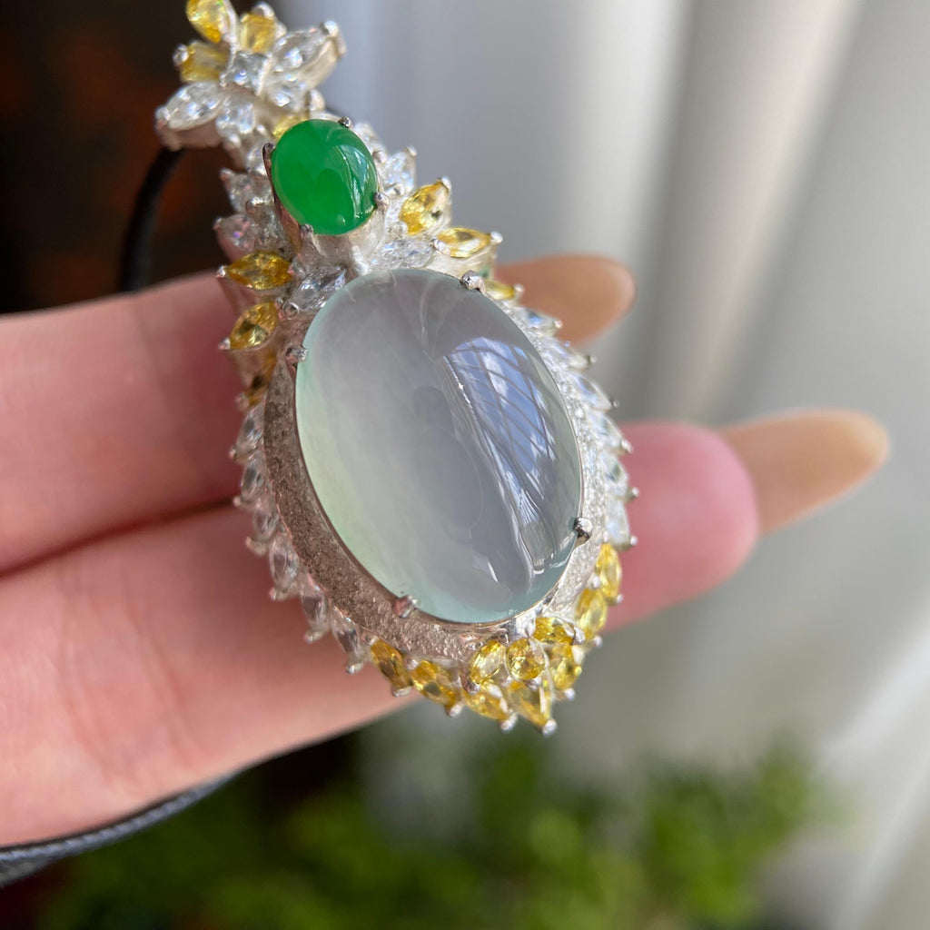 冰种晴底鸽子蛋吊坠裸石（yc225949）