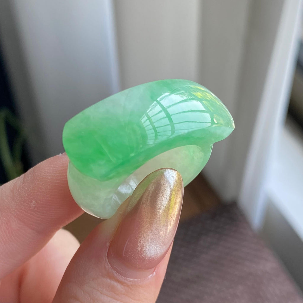 糯冰种果绿扳指（yc267895）