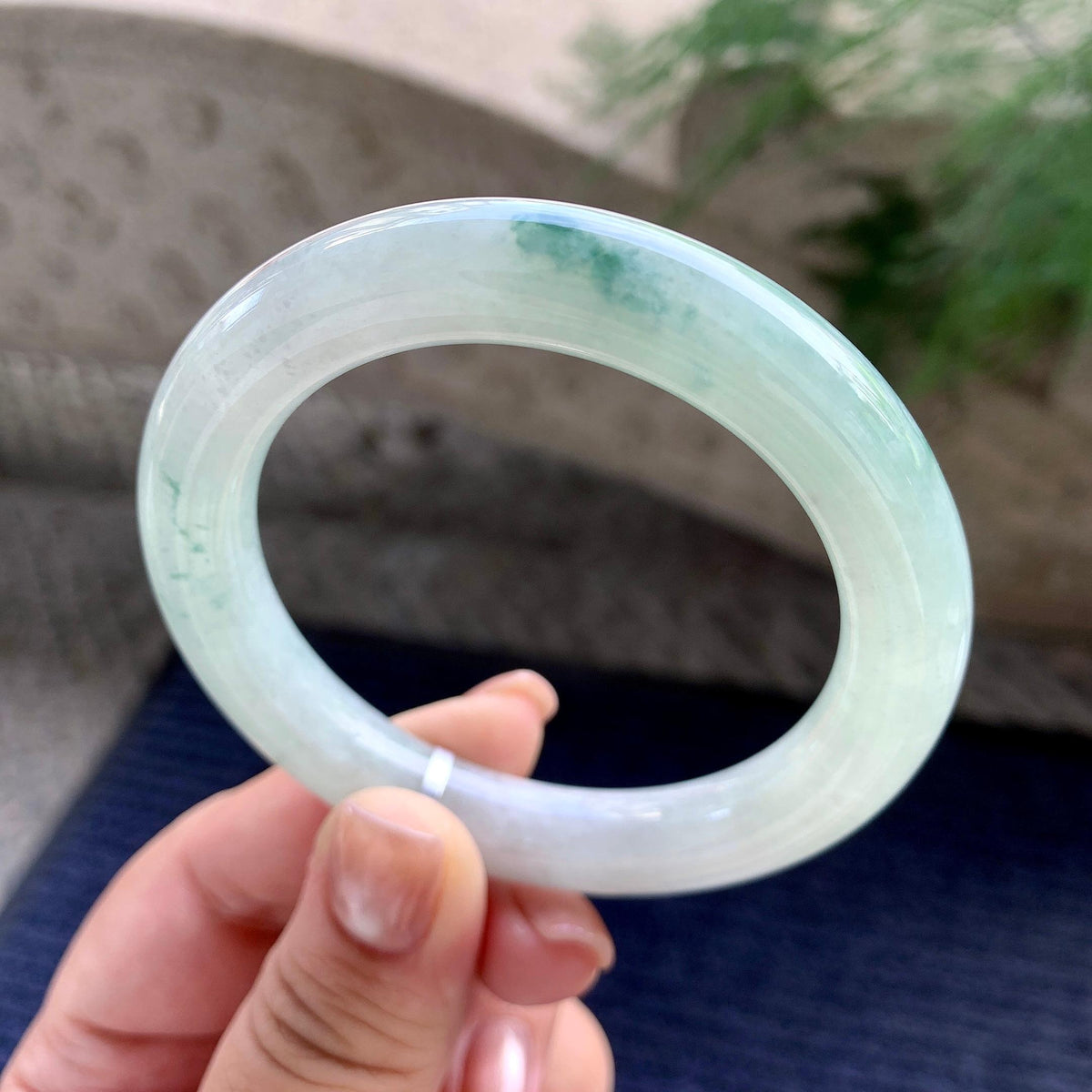 糯种飘绿花圆条手镯 54.3圈口 天然缅甸A货翡翠（yc701217）