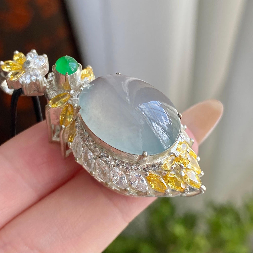 冰种淡晴底鸽子蛋吊坠裸石（yc225952）