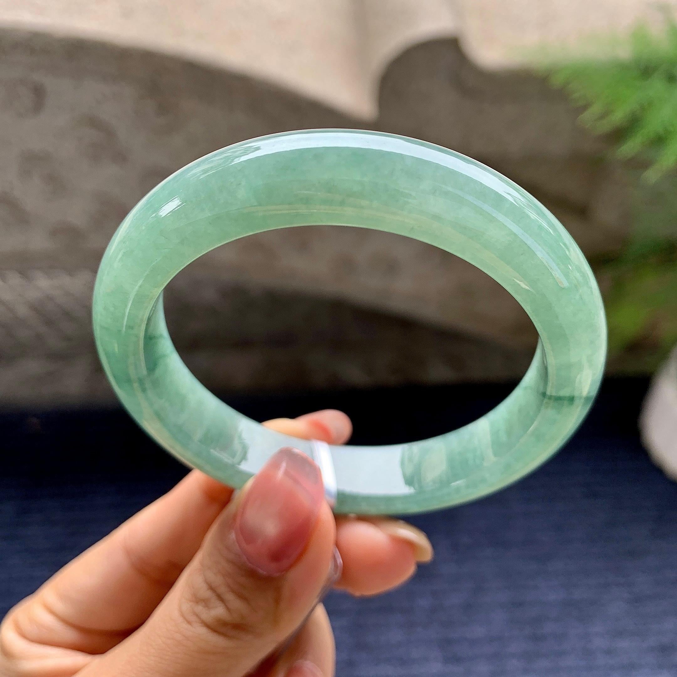 细糯种油青平安镯（54.3mm）（yc281527）