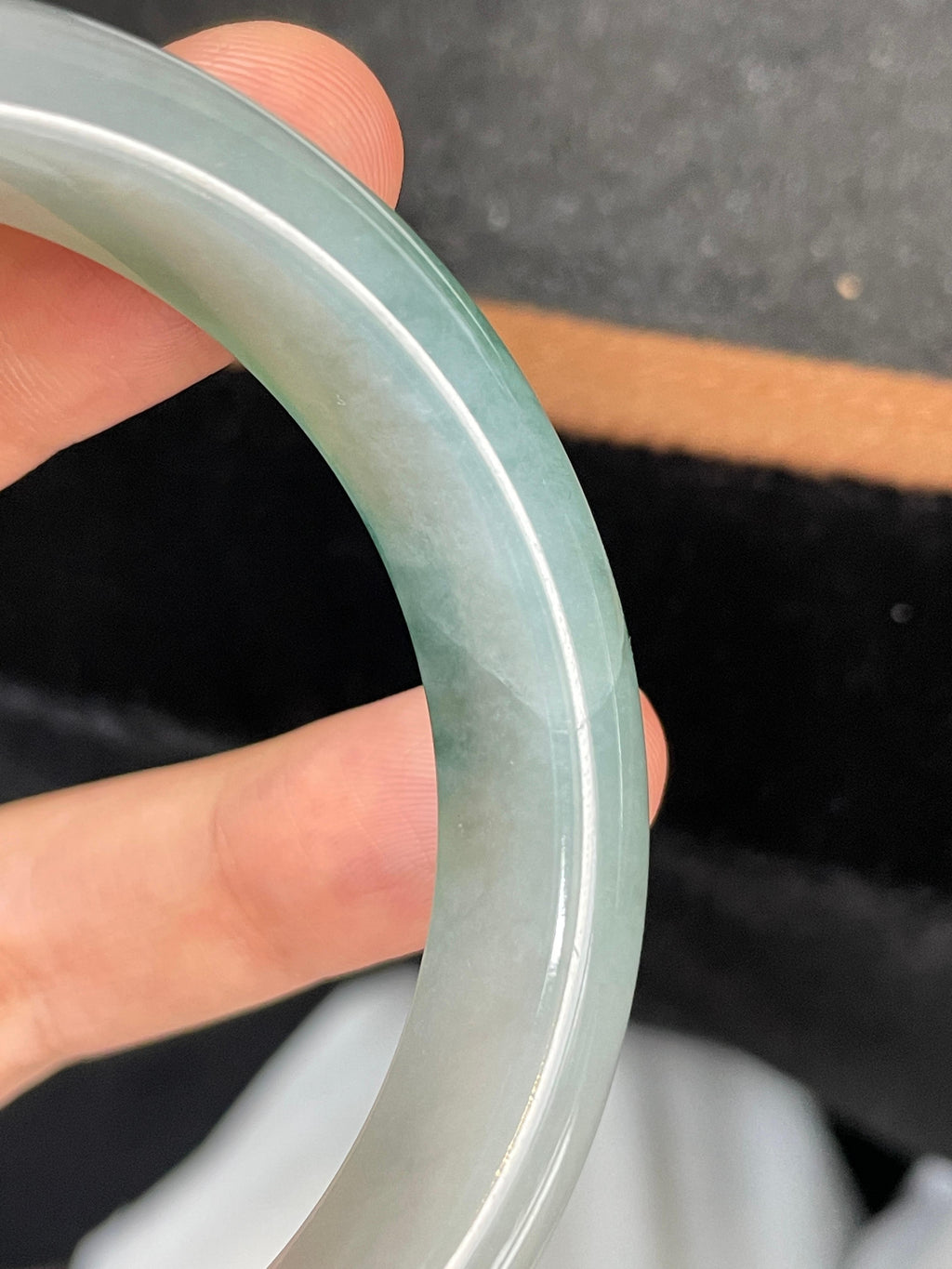 细糯种飘蓝花正圈平安镯 53.2圈口 天然缅甸A货翡翠（yc499794）