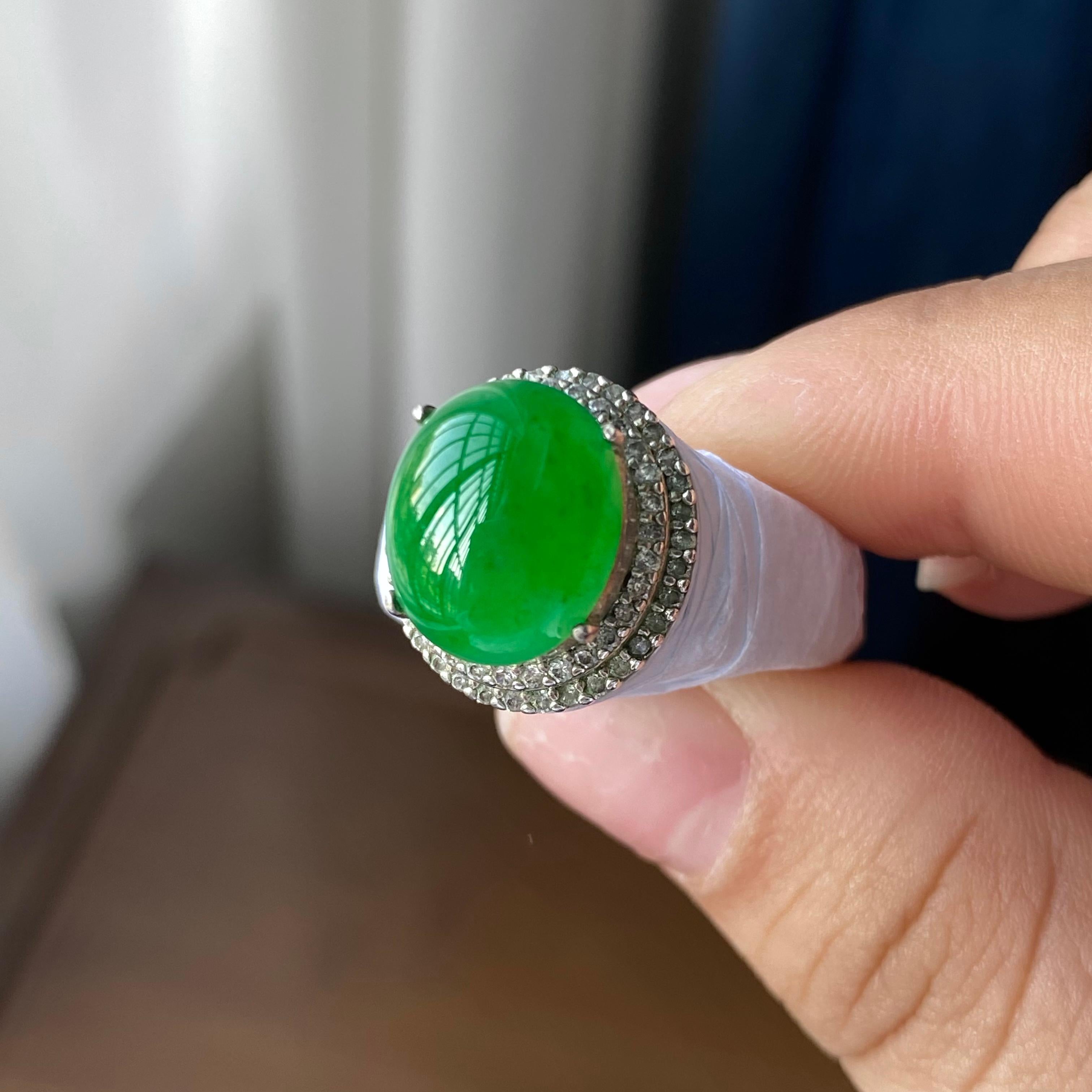 糯冰种满绿蛋面裸石（yc303866）