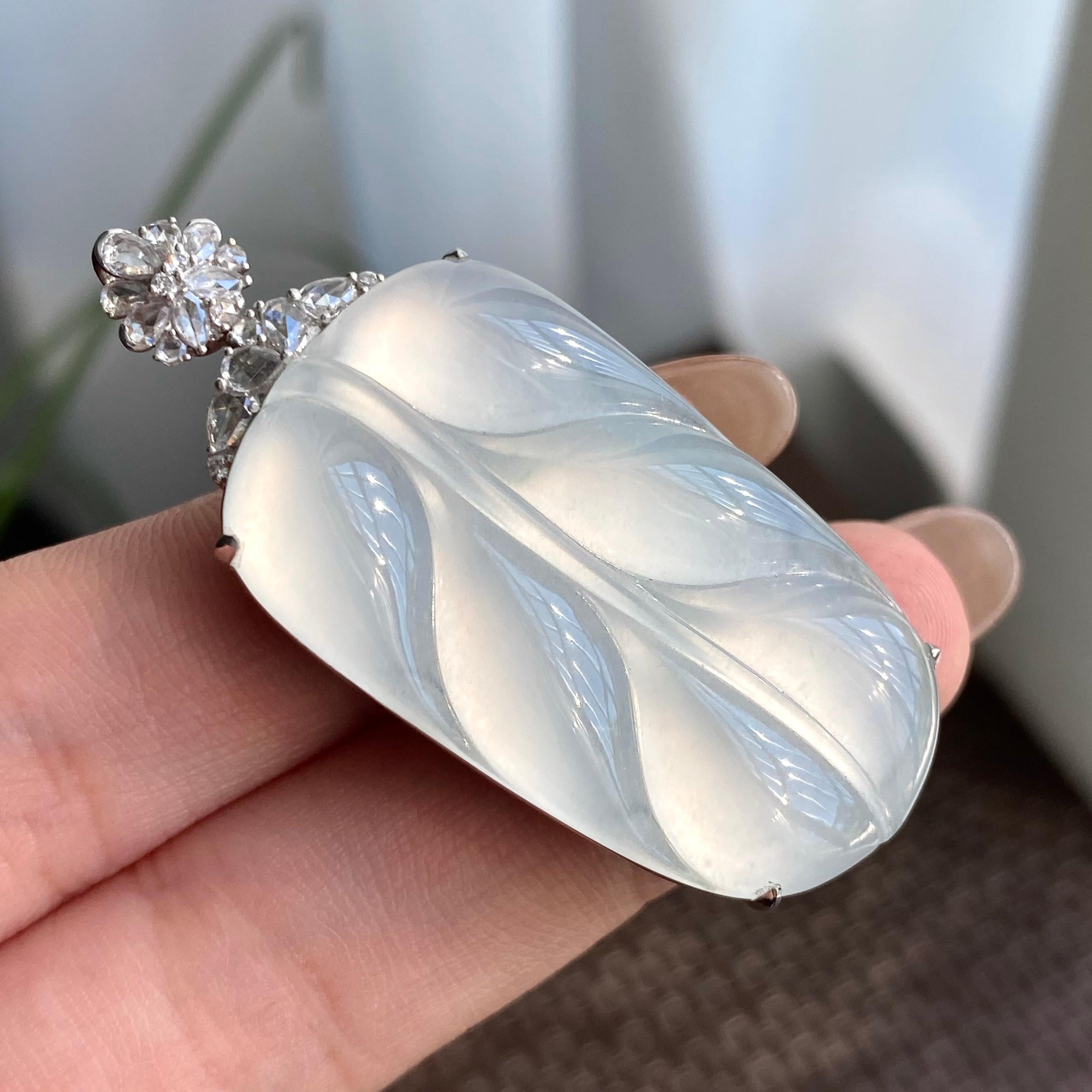 18k金钻镶冰种白月光玉叶吊坠（yc266179）