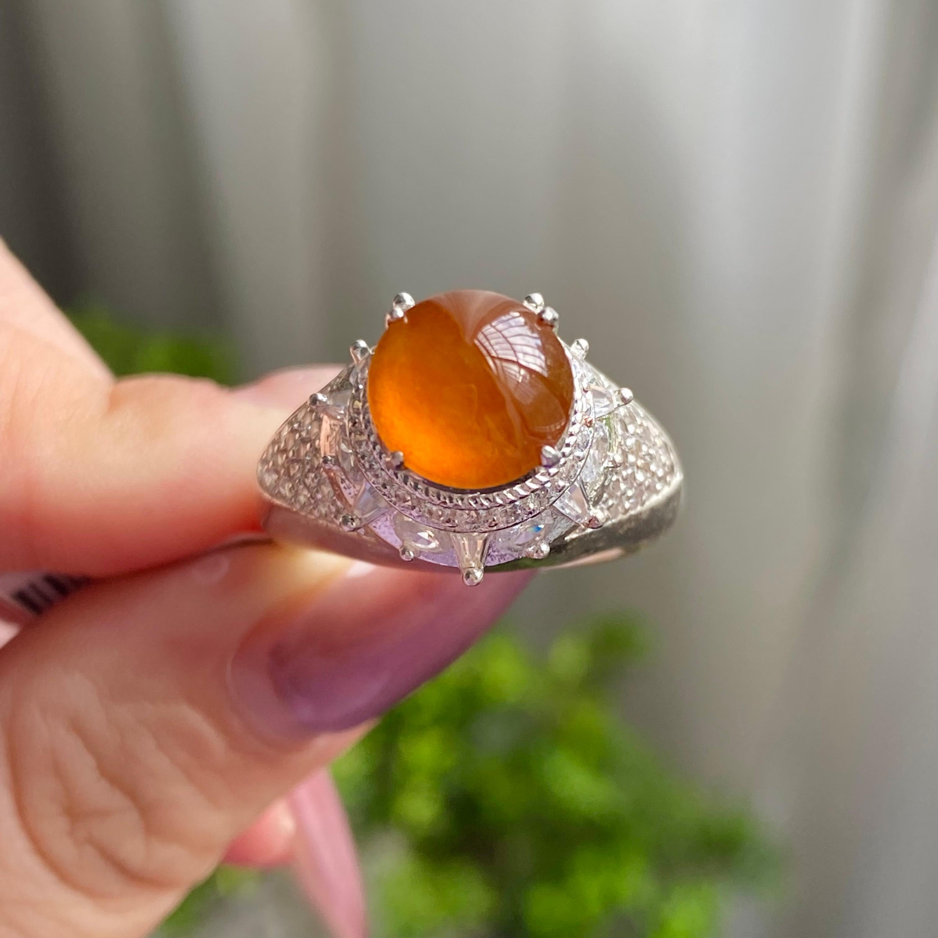 高冰种黄翡蛋面裸石（yc199663）