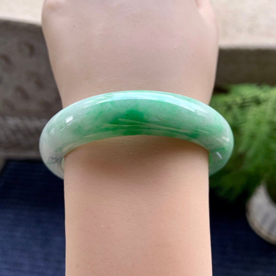 糯种飘绿平安镯（53.5mm）（yc093321）
