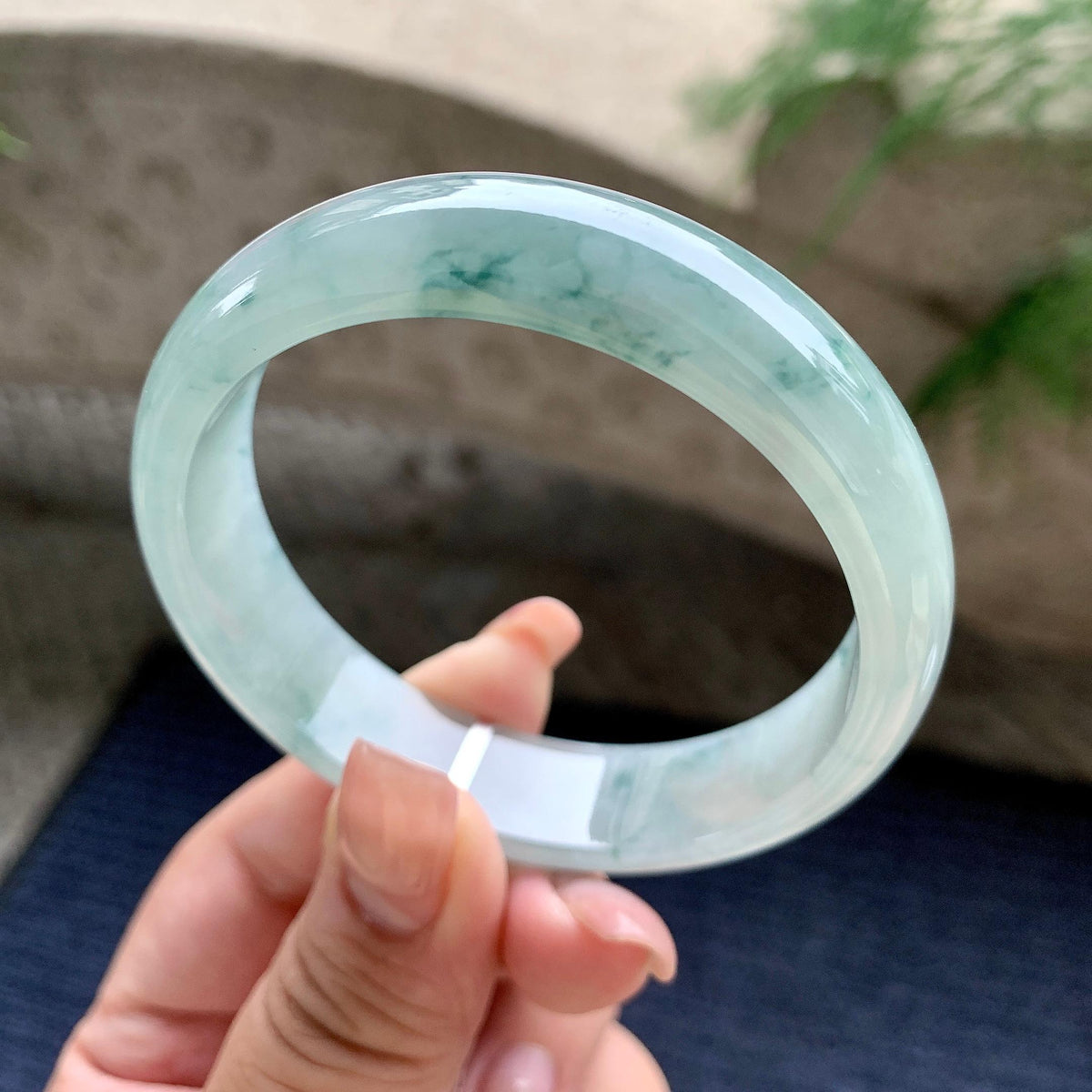 糯冰种飘蓝花宽版轮胎手镯 57圈口 天然缅甸A货翡翠（yc701180）