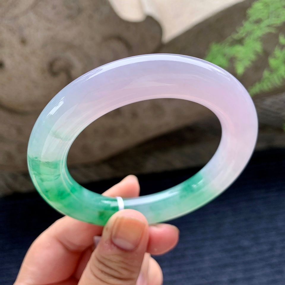 糯冰种紫罗兰飘绿圆条手镯（58.2mm）（yc165859）