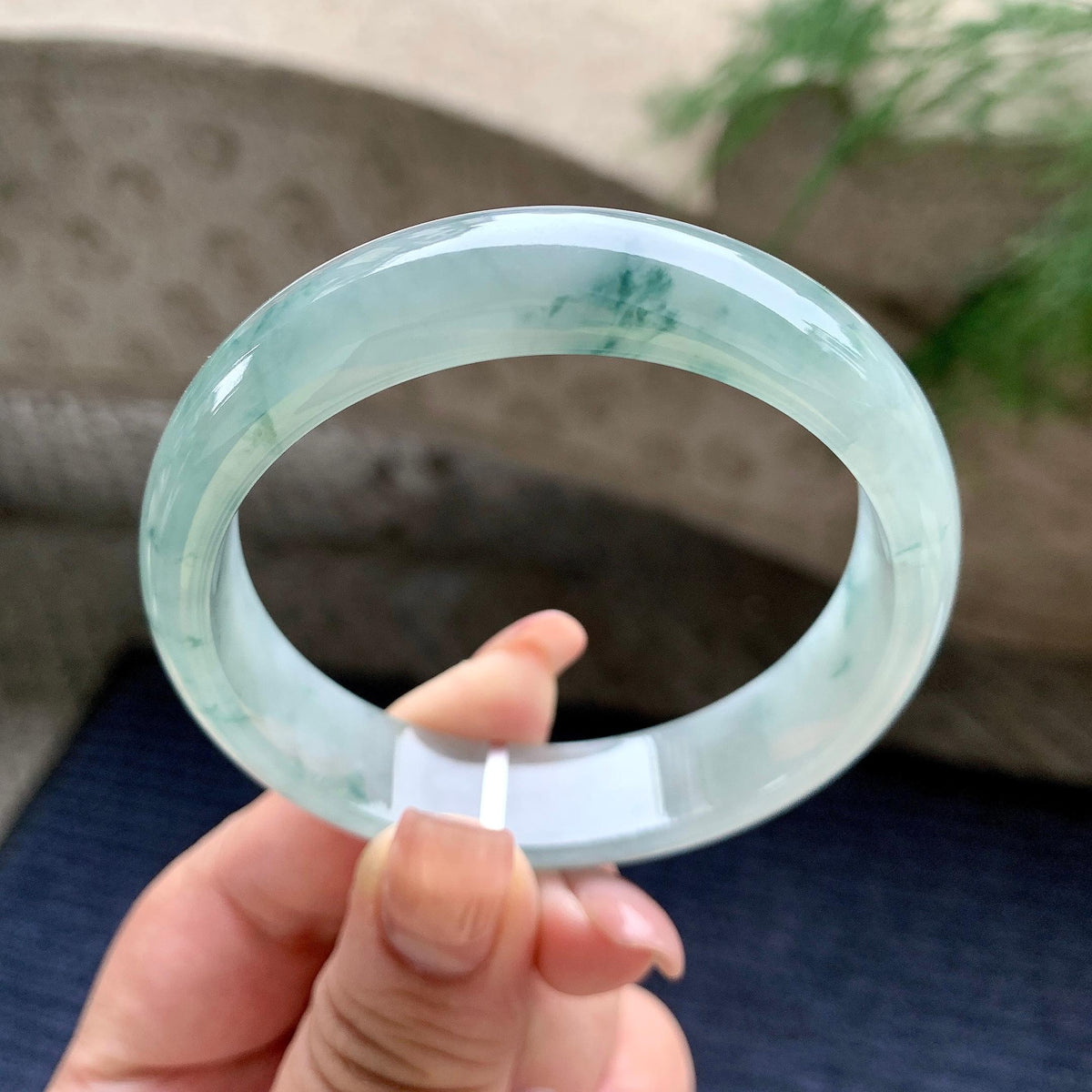 糯冰种飘蓝花宽版轮胎手镯 57圈口 天然缅甸A货翡翠（yc701180）