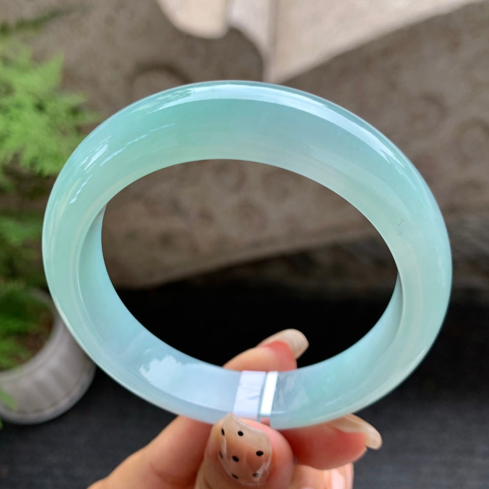 糯化晴底翡翠平安镯（55.6mm）（yc016983）