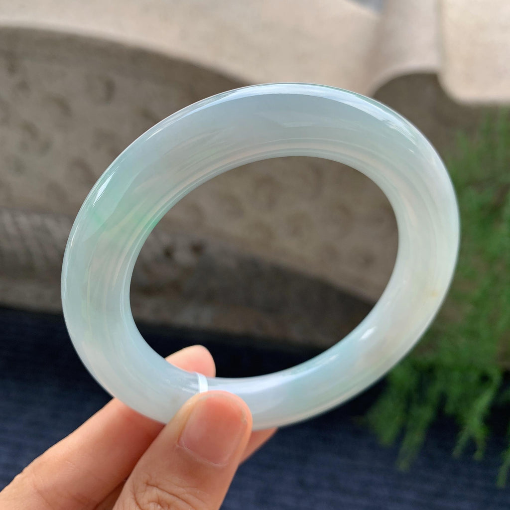 细糯种飘绿圆条手镯 55.5圈（yc709329）