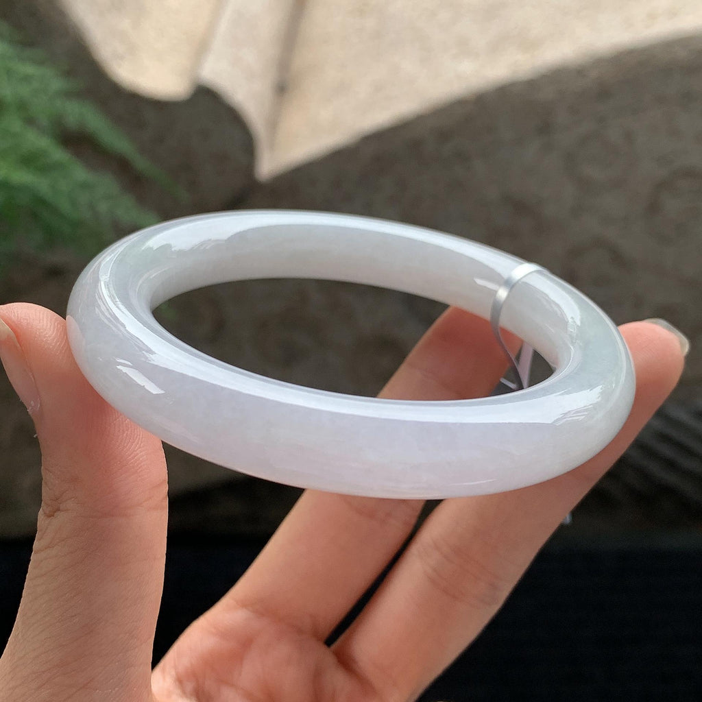 细糯种淡春彩圆条手镯 55.5圈 天然A货缅甸翡翠（yc694804）