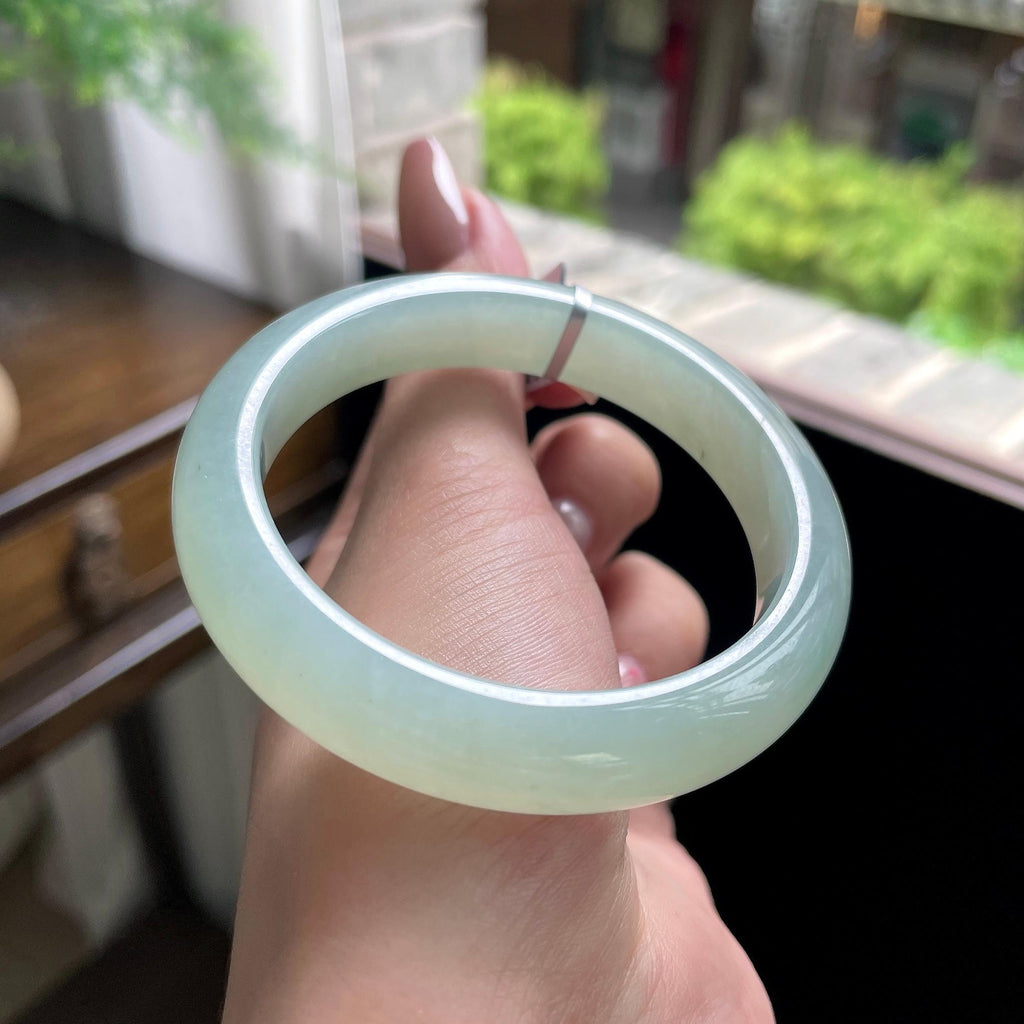 细糯种冰晴绿葡萄肉正圈平安镯 53圈 天然缅甸A货翡翠（yc696423）