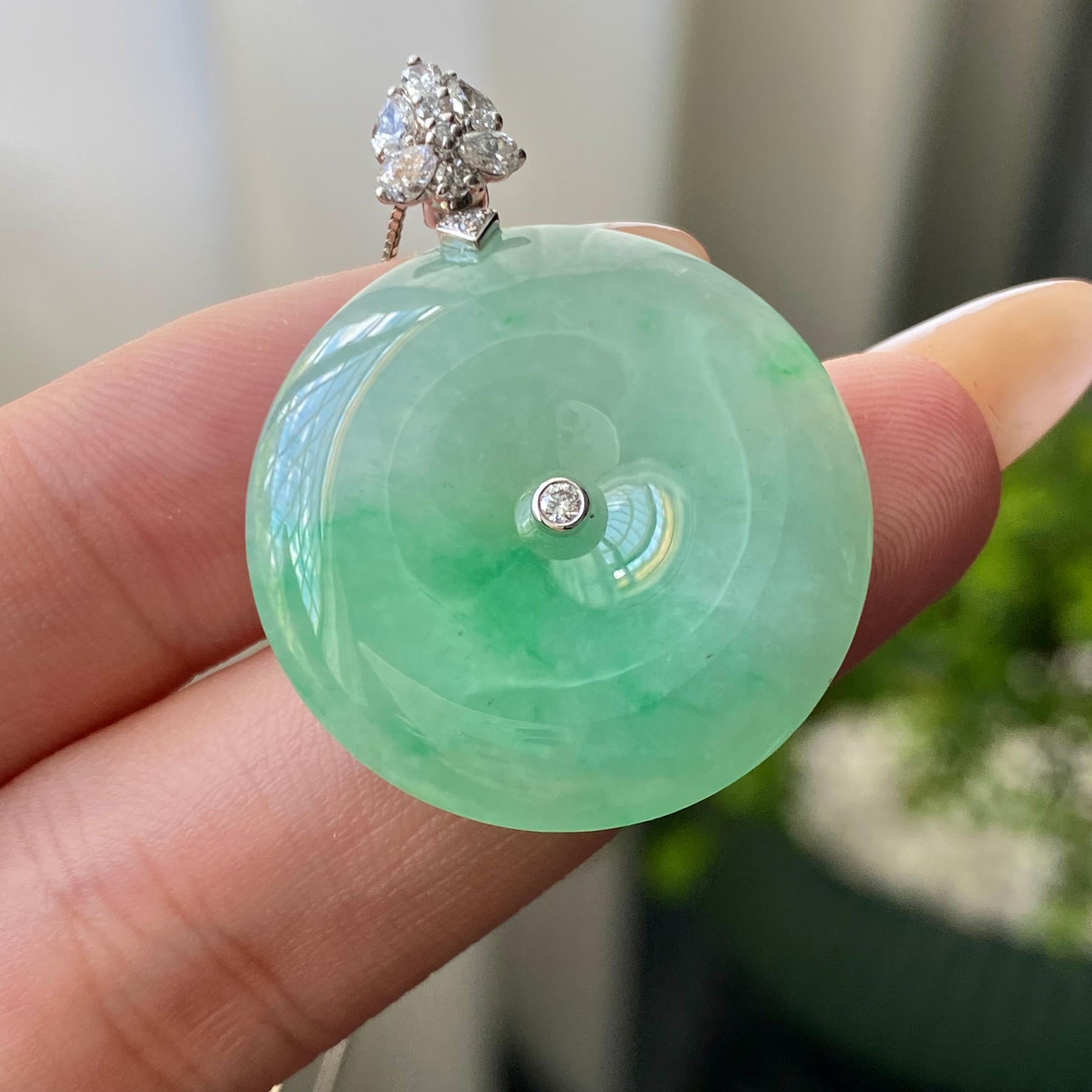 18k金钻镶细糯种飘花平安扣吊坠（yc206560）